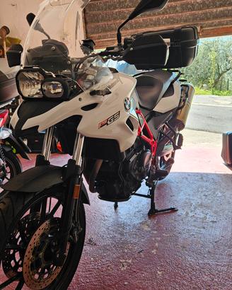 BMW F700 GS 2017 SUPER ACCESSORIATA