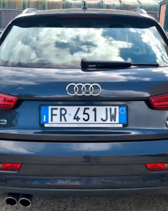 Audi Q3 2.0 TDI 120 CV Business