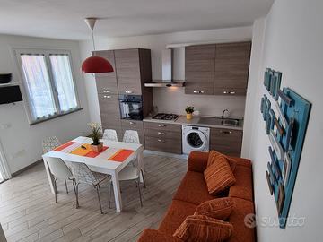 Vada; trilocale nuovo 6 posti