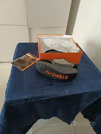 scarpe da ginnastica