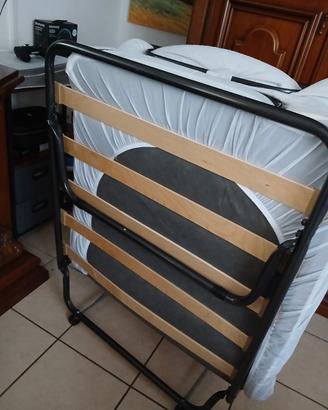 letto apri e chiudi senza materasso
