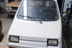 macchina 50 tre ruote 