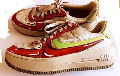 Nike , personalizzate a mano