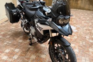 Moto BMW F750gs