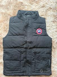 Smanicato canada goose
