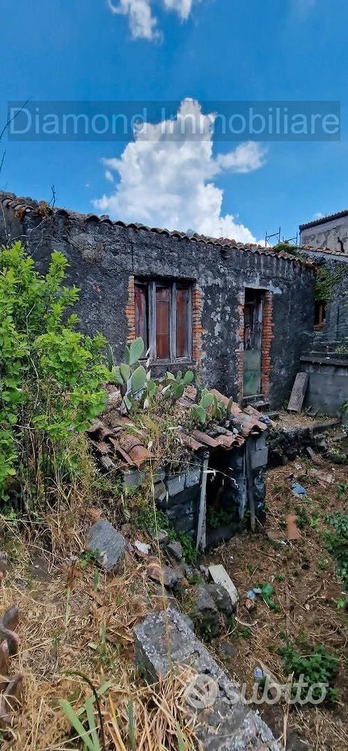 Terreno con deposito a Linguaglossa - Vista 5
