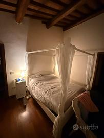 Letto Bellora a baldacchino con materasso matrimon