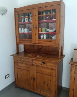 vetrina in legno