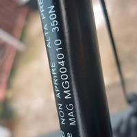 ammortizzatori per aprire il portabagagli