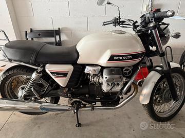 Moto Guzzi v7 Classic