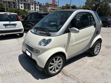 Smart ForTwo 700 coupé pure (45 kW)