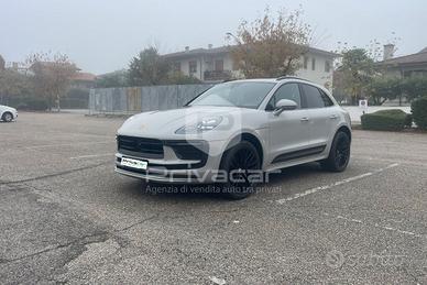 PORSCHE Macan 2.0