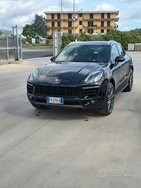 PORSCHE Macan - 2018