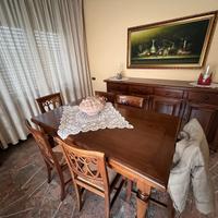 Tavolo allungabile con 6 sedie