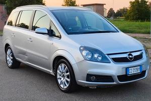 Opel Zafira 1.9 CDTI 120CV Cosmo