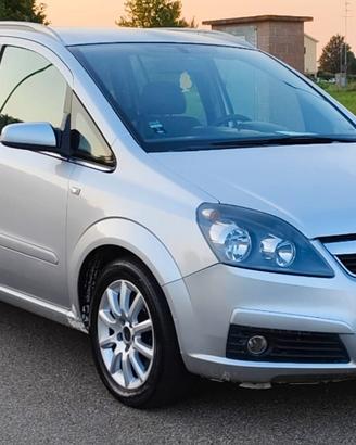 Opel Zafira 1.9 CDTI 120CV Cosmo