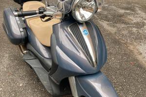 Piaggio Beverly Cruiser 500