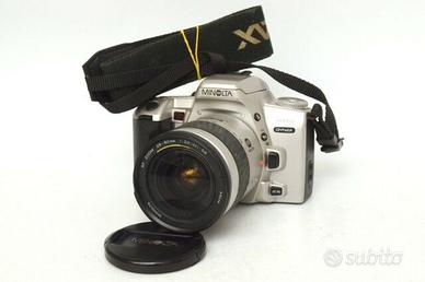 Fotocamera reflex minolta dynax 404si obiet. AF