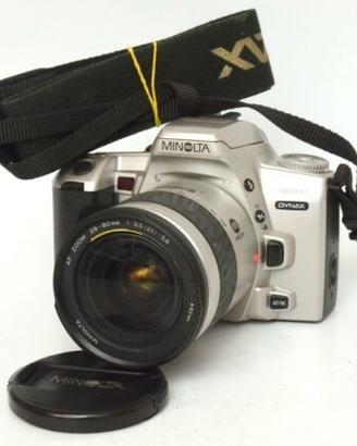 Fotocamera reflex minolta dynax 404si obiet. AF