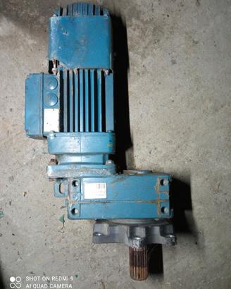 motoriduttore 400v