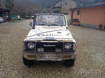 Suzuki  samurai
