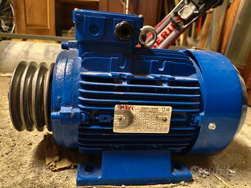 Motore Elettrico trifase 2,2 kW (3 hp) 1440 giri