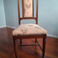 Sedia imbottita vintage in legno
