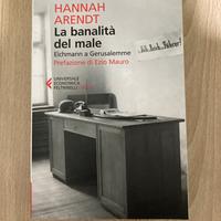 La banalitá del male