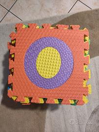 Tappeto puzzle 36x36 24 pezzi