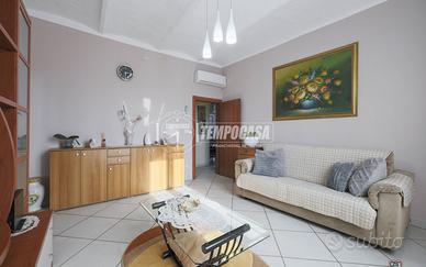 QP24 QUADRILOCALE COMPLETAMENTE RISTRUTTURATO