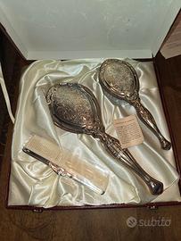 set toilette in argento