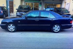 Mercedes e200 gpl anno 96