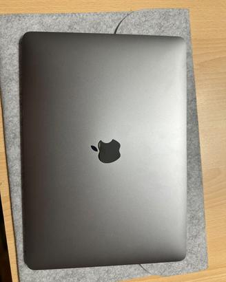 MacBook Pro 13 2019 con touchbar