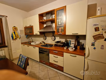 Cucina Lube con elettrodomestici e mobile in legno