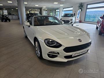 FIAT 124 Spider Turbo Lusso