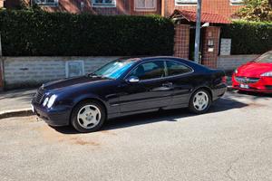 Merccedes CLK A208