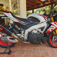 Aprilia Tuono V4 1100 Factory