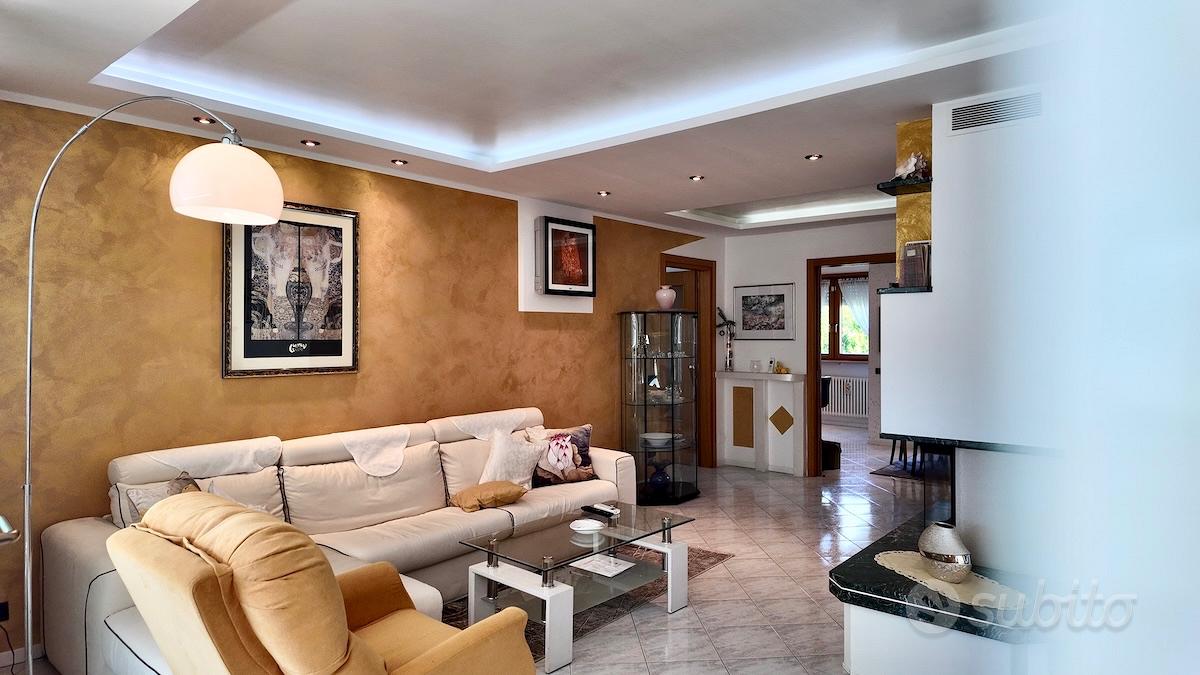Apartment in Bolzano - Bozen, Centro Storico - Altstadt, Centro-Piani-Rencio - Zentrum-Bozner Boden-Rentsch - Vista 2