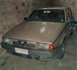 Alfa romeo 75 - 1990