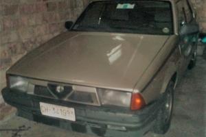 Alfa romeo 75 - 1990