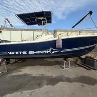 White Shark 225