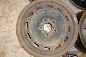 CERCHI FOCUS DA 15 X 6 POLLICI ET 52.5 2006