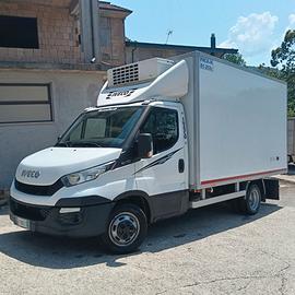 Iveco Daily trasporto carni appese
