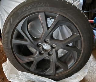 Toyota 4 Cerchi in lega da 18” + termiche