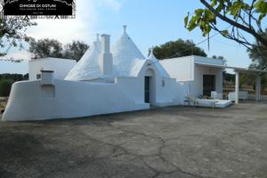 TRULLI RISTRUTTURATI GREY HEART con TERRENO 6400m