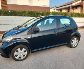 Toyota Aygo 1.0 12V VVT-i 5 porte Now Connect NEO 
