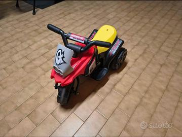Moto elettrica ricaricabile per bambini 