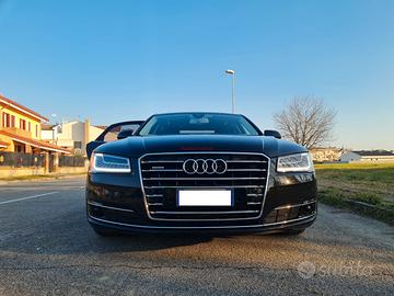 AUDI A8 3ª serie - 2017