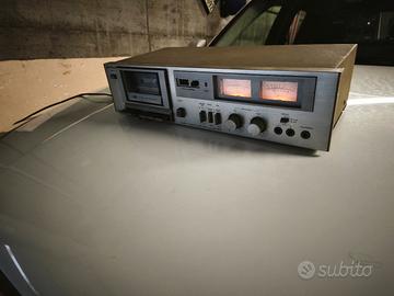 Hitachi musicassette a nastro