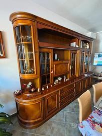 Mobili per cucina e soggiorno